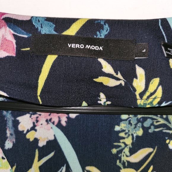 Vero Moda Dress - Picture 4 of 4